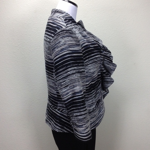 Democracy Black & Gray Peplum Blazer - Picture 6 of 8